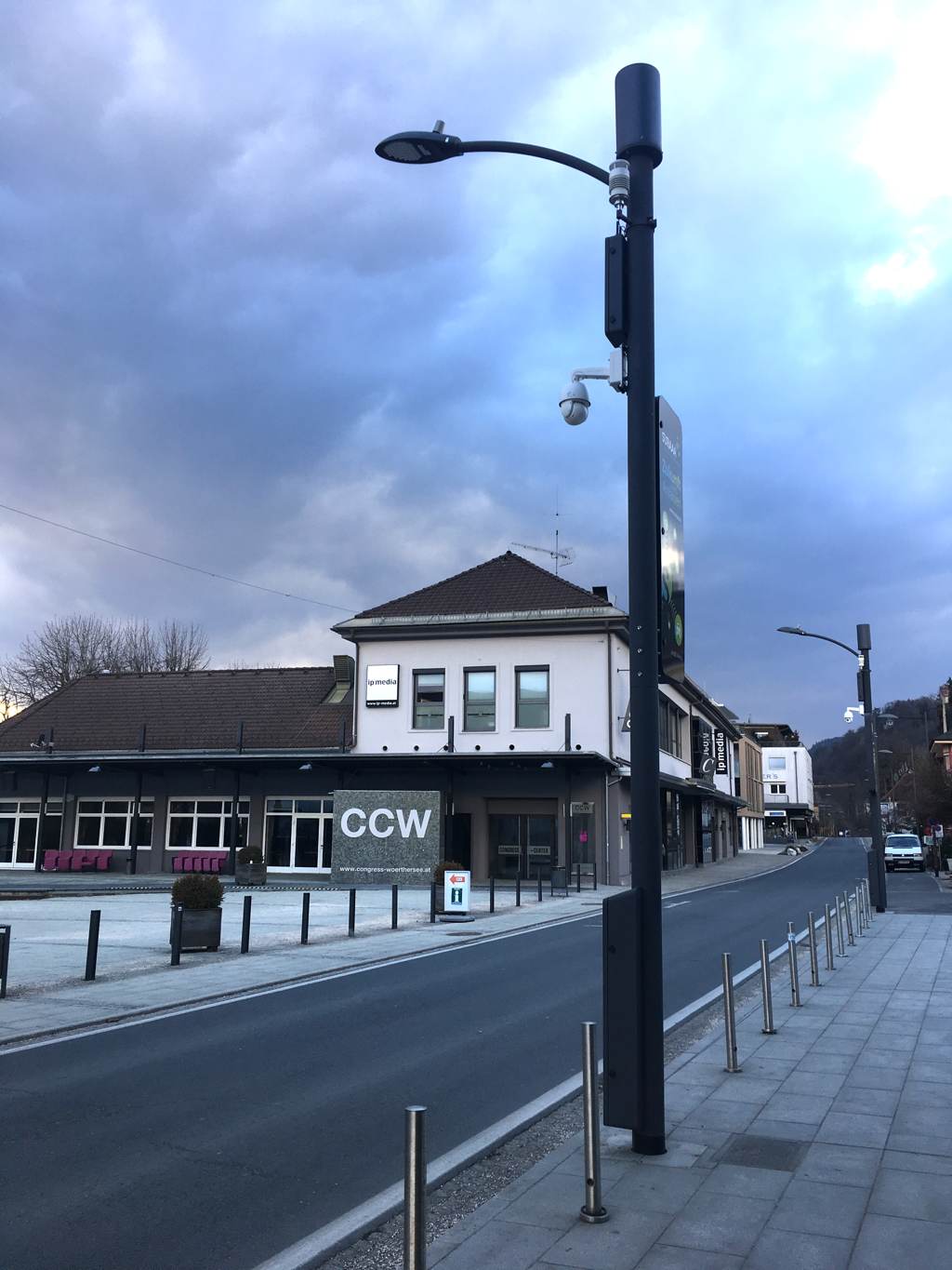 Smart Streetlamp